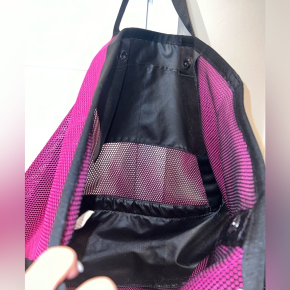 Women’s Under Armour tote bag - Picture 2 of 8